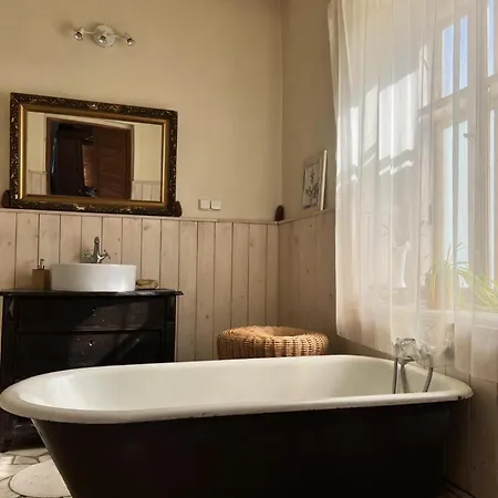 Penzion Placowka - Komfortowe W Oazie Spokoju